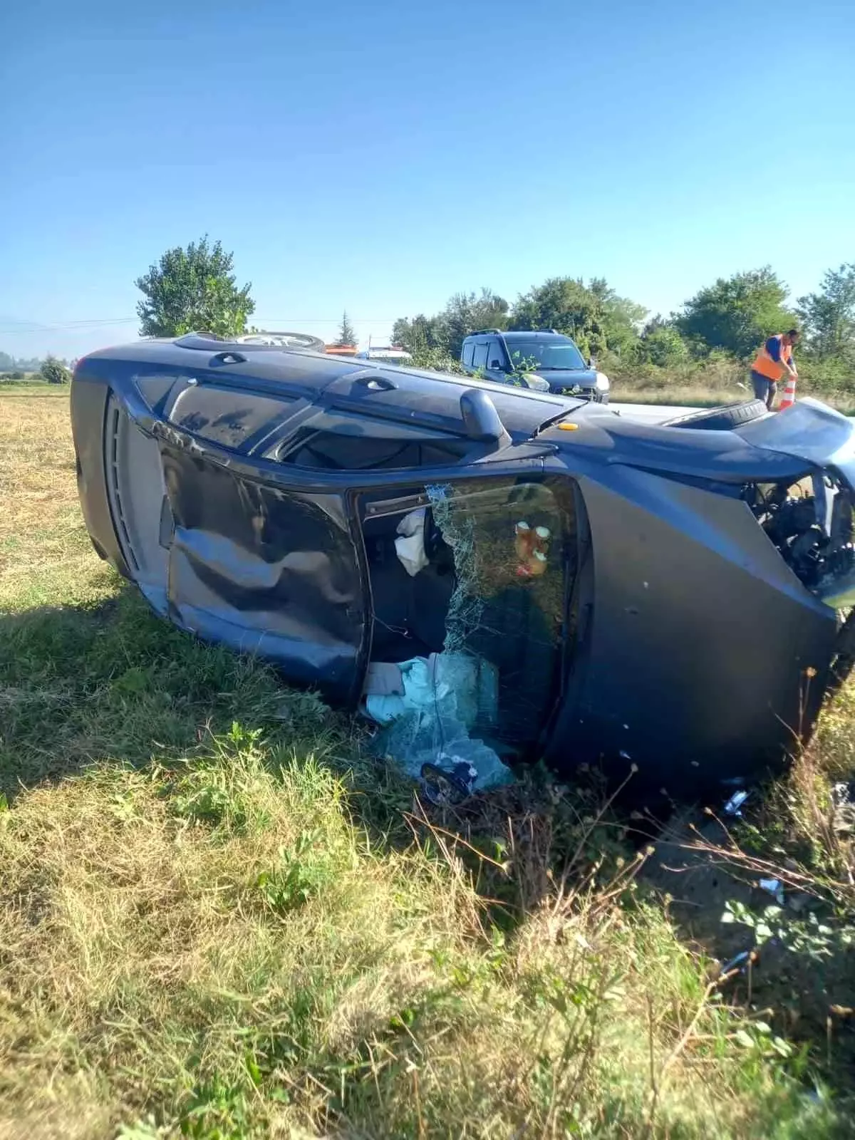Bolu’da Takla Atan Araçta Sürücü Kurtuldu