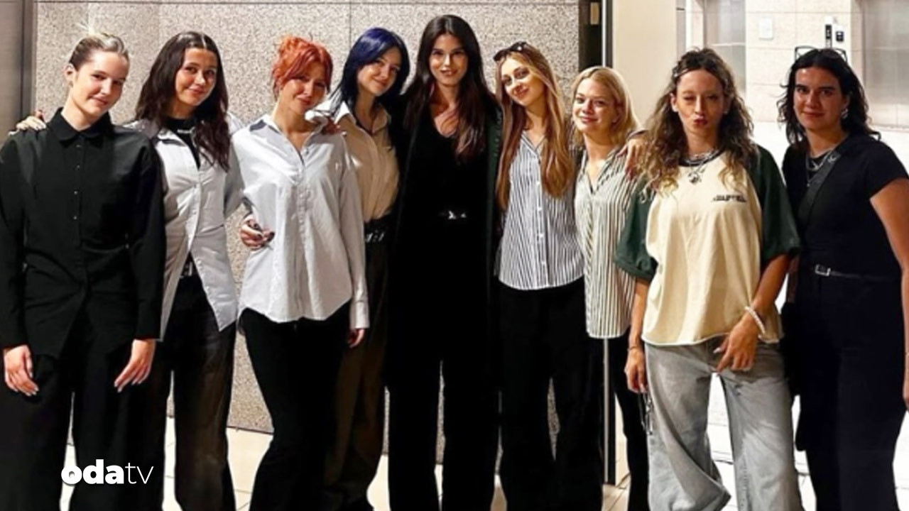 Manifest üyeleri, yurt dışına çıkış yasağı ve imza şartıyla serbest bırakıldı