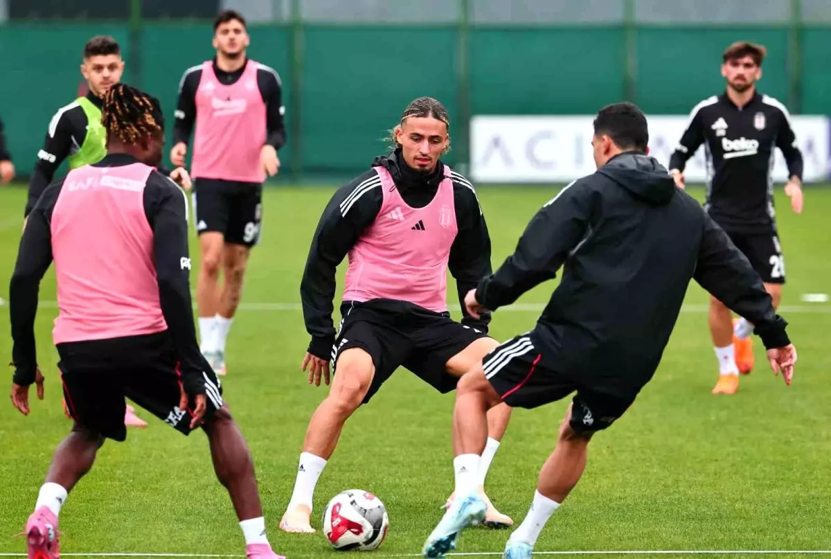 besiktas konyaspor maci hazirliklarina basladi dQB3PyQD.jpg