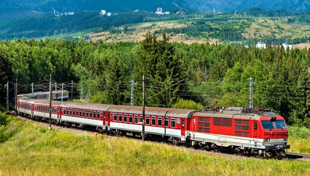 slovakyada tren kazasi 66 yarali 6rrYJ7fA.jpg