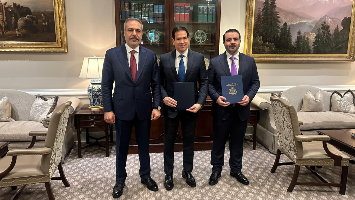 Beyaz Saray’da Türkiye-ABD-Suriye zirvesi: Bakan Fidan temasları değerlendirdi