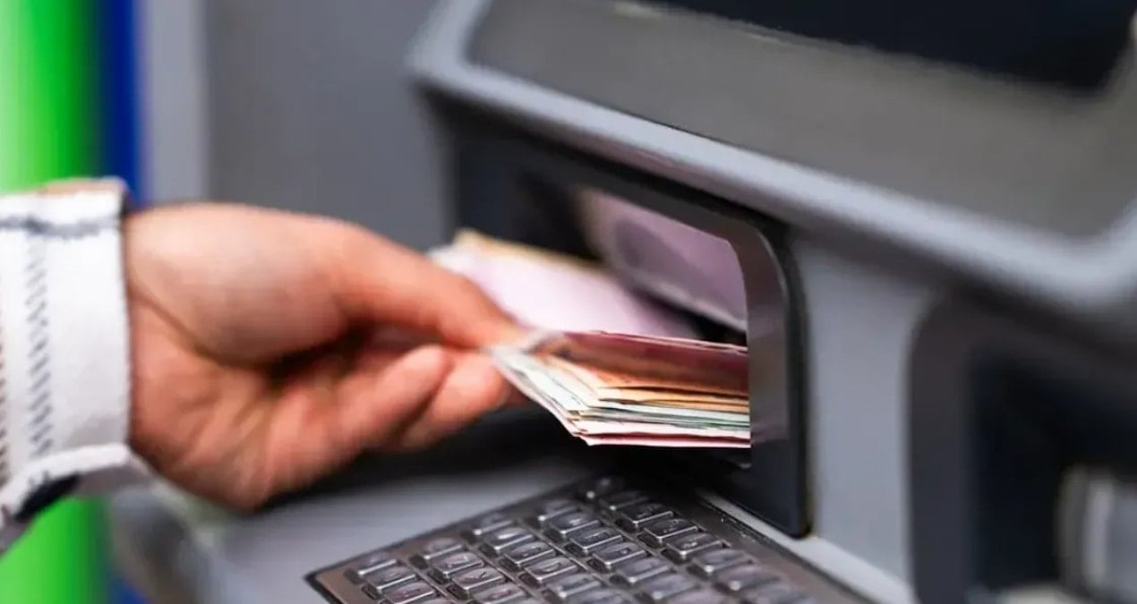 hesabina yanlislikla yatan 36 milyon tlyi geri vermedi IO8l6W2K.jpg