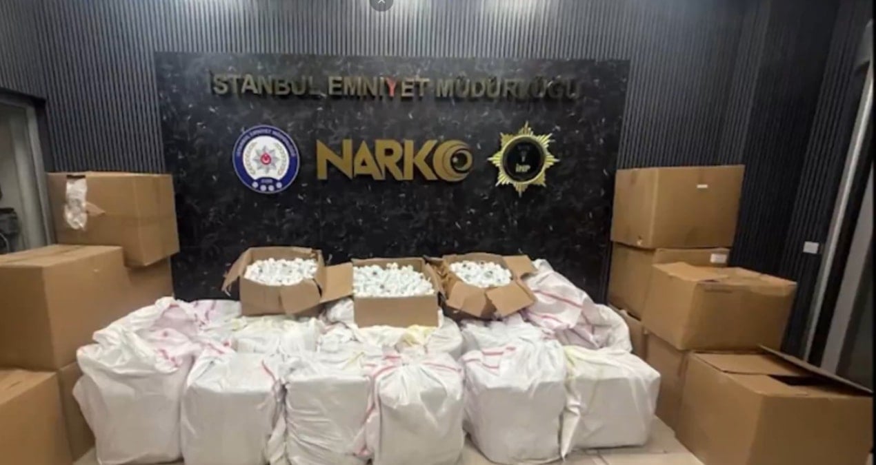 Yerlikaya duyurdu: 3 ile eş zamanlı operasyon1 Milyonlarca uyuşturucu hap ele geçirildi