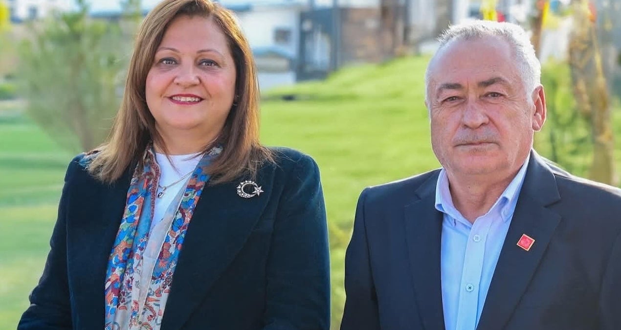 “CHP’li başkanın paylaşımlarını beğenen sağlık çalışanları sürüldü” iddiası