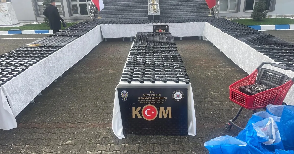Düzce’de silah operasyonu: Binlerce silah parçası ele geçirildi