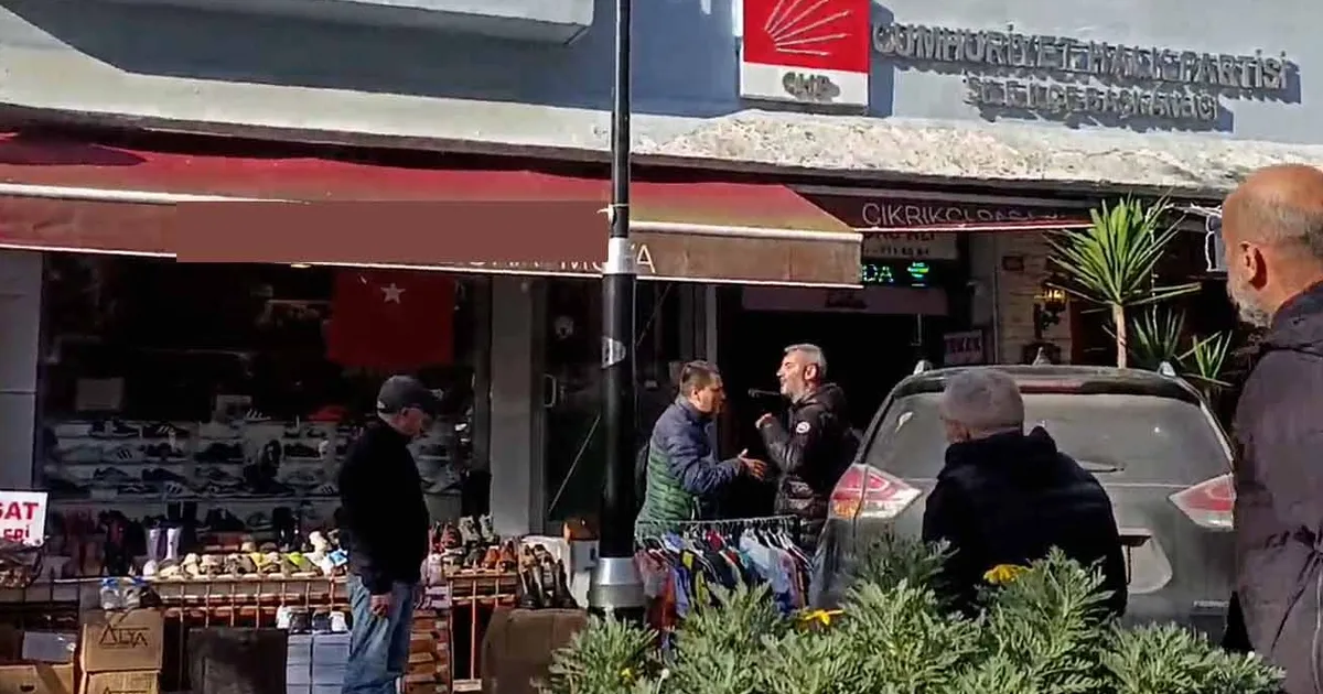 İstanbul Şile’de CHP önünde ‘kızıma küfür ettiler’ diye bağıran kişi gözaltına alındı