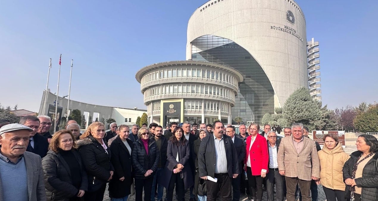 Kütüphane projesi deprem hasarını ortaya çıkardı