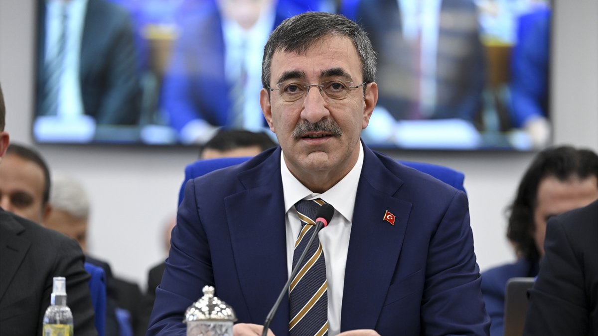 TBMM’de Cumhurbaşkanlığı bütçesi tartışması: Cevdet Yılmaz’dan CHP’ye yanıt