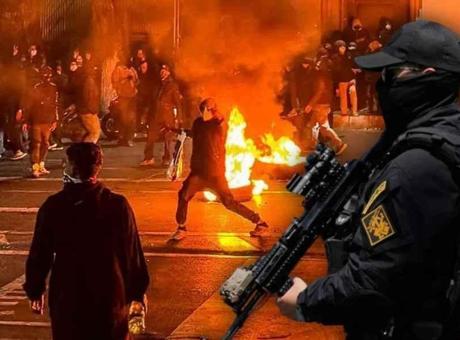 SON DAKİKA HABERLER: İran’da güvenlik güçlerinin akılalmaz müdahalesi! Yüzlerce kişiyi kör eden taktik