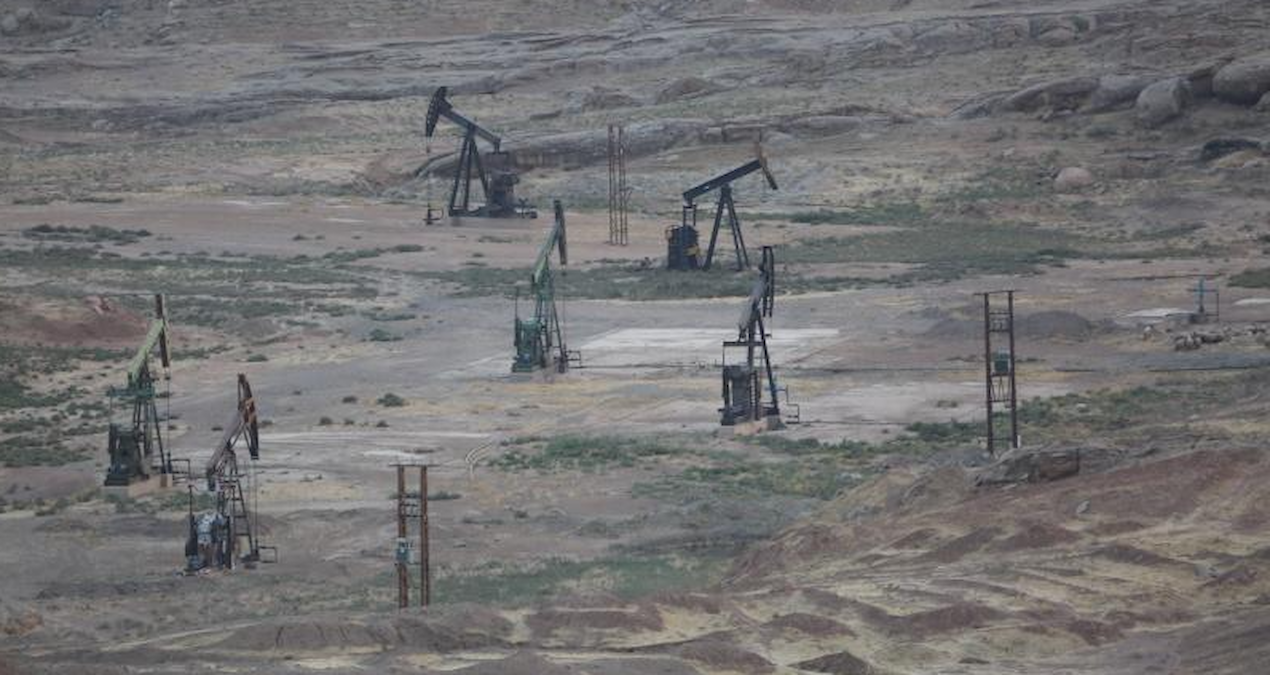 Abdli enerji devi dibimizde petrol cikaracak ingilizler cagirinca kosa kosa geldiler F4FHAbUA